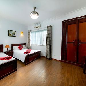 Phoenix Legend Hotel